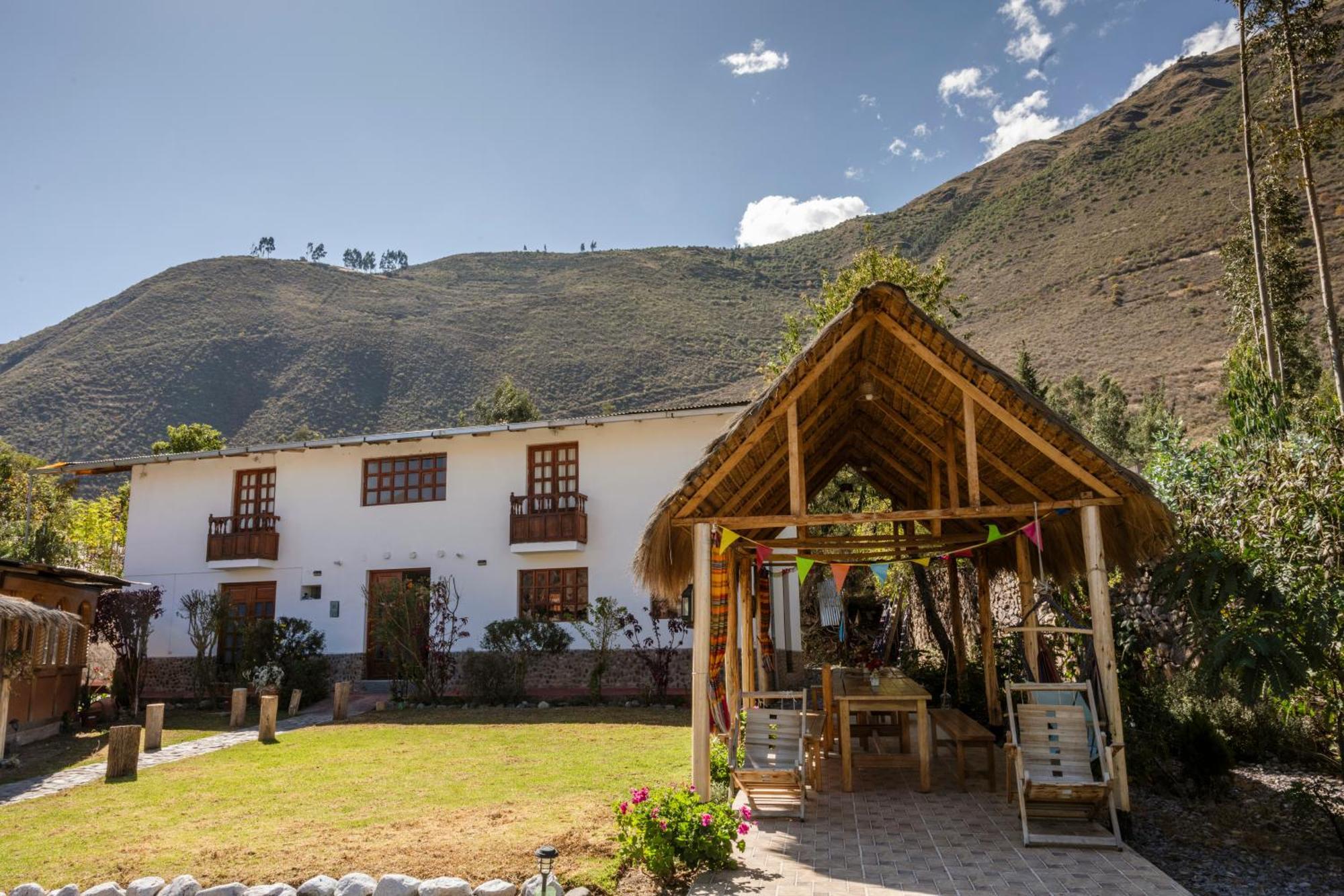 אורובמבה Sacred Valley Mountain Lodge מראה חיצוני תמונה
