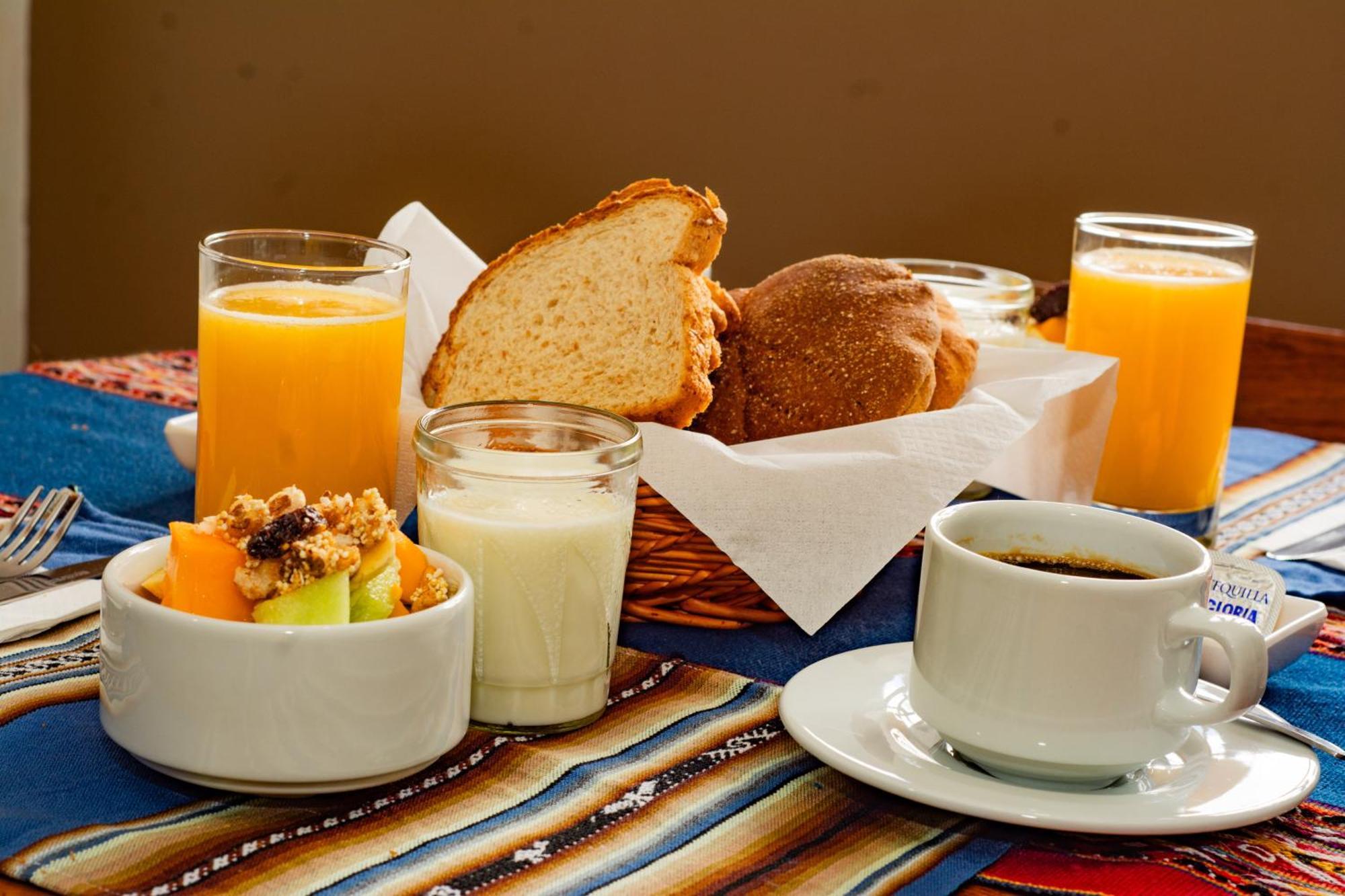 אורובמבה Sacred Valley Mountain Lodge מראה חיצוני תמונה