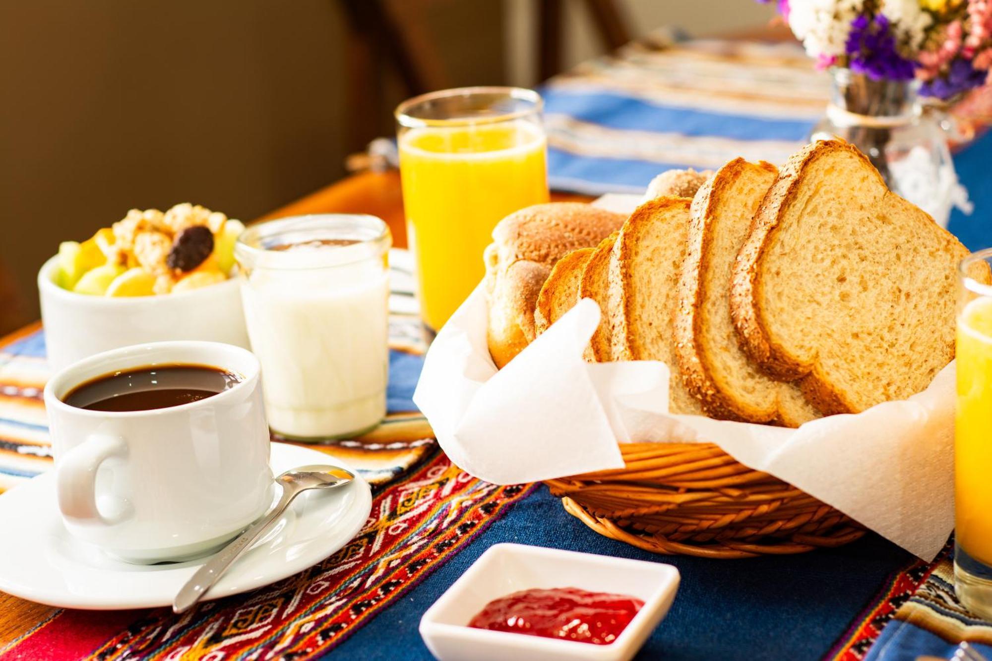 אורובמבה Sacred Valley Mountain Lodge מראה חיצוני תמונה