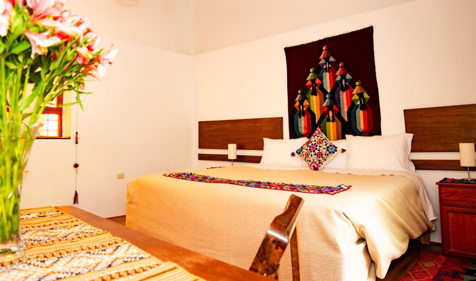 אורובמבה Sacred Valley Mountain Lodge מראה חיצוני תמונה