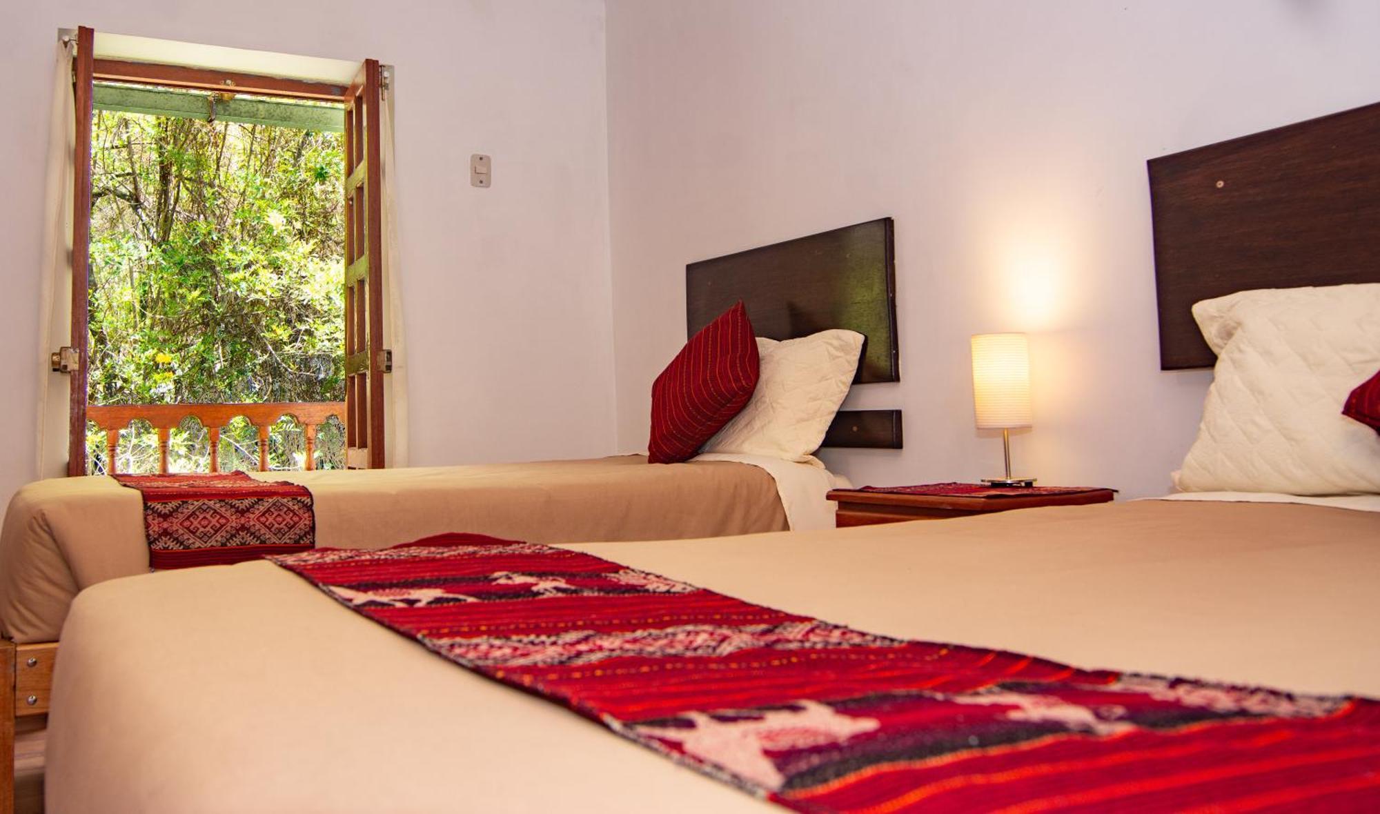 אורובמבה Sacred Valley Mountain Lodge מראה חיצוני תמונה