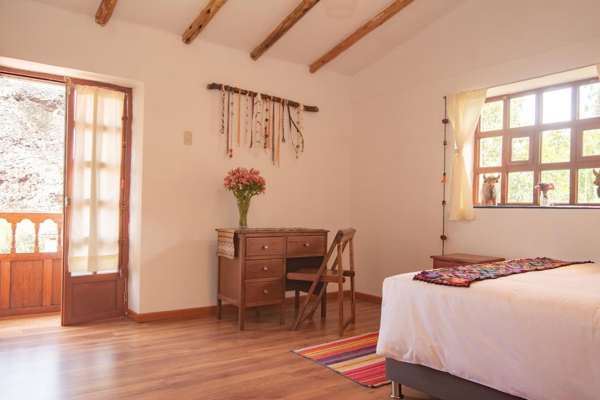 אורובמבה Sacred Valley Mountain Lodge מראה חיצוני תמונה